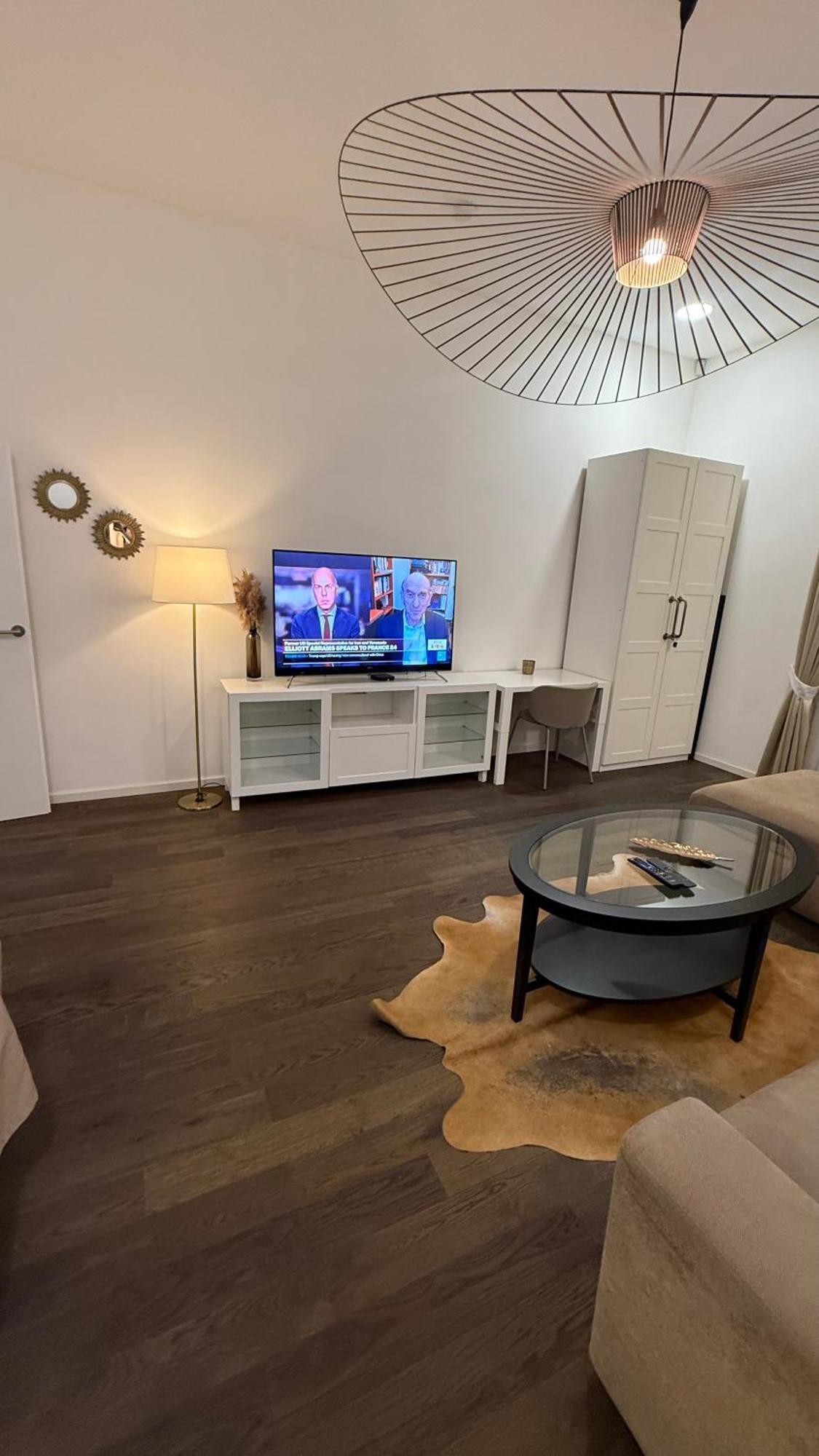Luxury Modern Designed Oldtown Apartment Прага Экстерьер фото