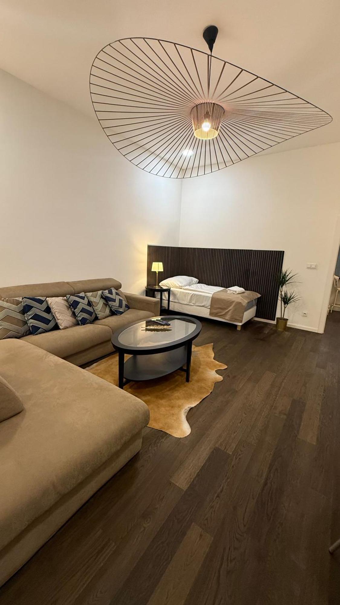 Luxury Modern Designed Oldtown Apartment Прага Экстерьер фото