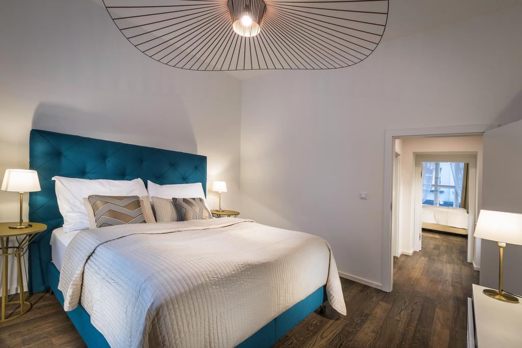 Luxury Modern Designed Oldtown Apartment Прага Экстерьер фото