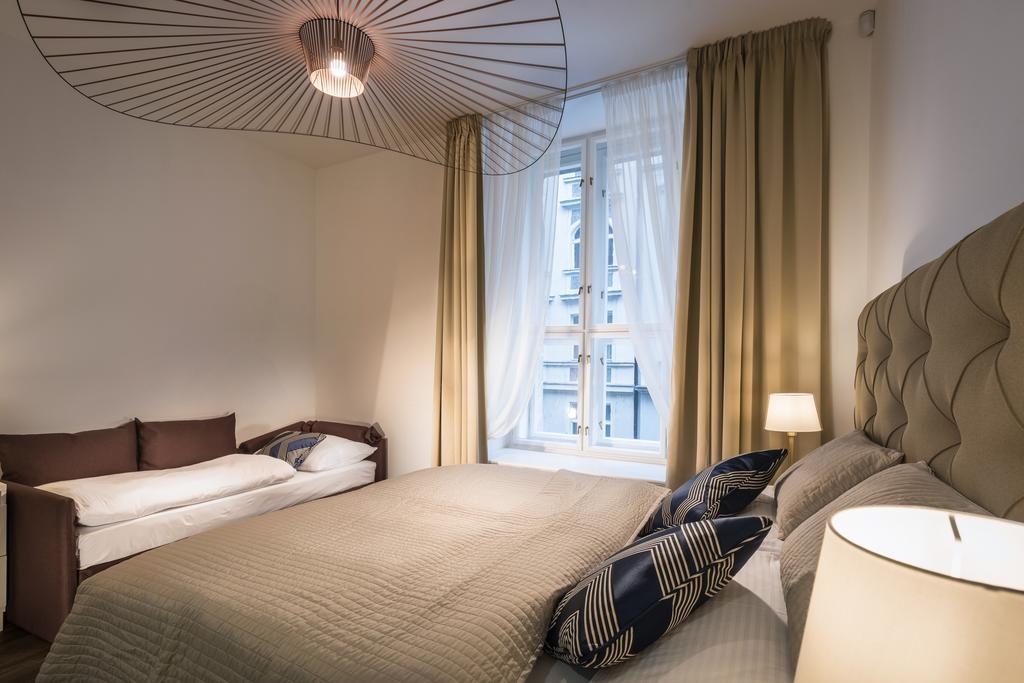 Luxury Modern Designed Oldtown Apartment Прага Экстерьер фото